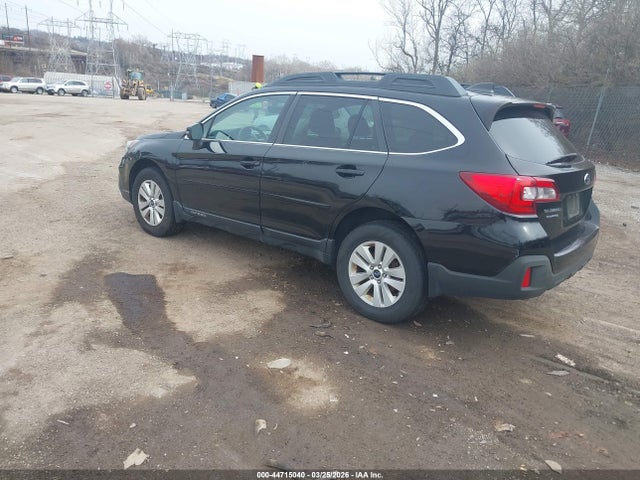 44715040 :رقم المزاد ، 4S4BSAFC3J3228905 vin ، 2018 Subaru Outback 2.5i Premium مزاد بيع