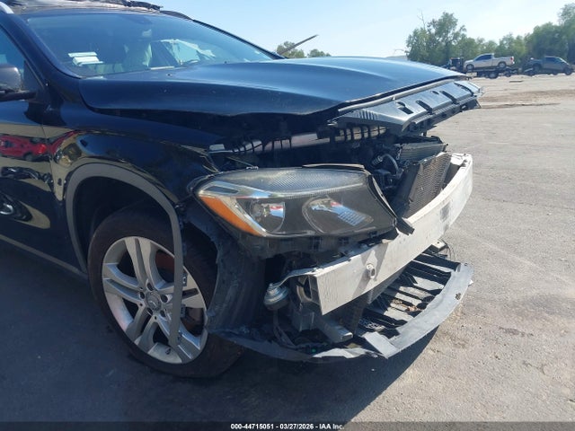 WDCTG4EBXFJ187660 Mercedes-Benz GLA 250