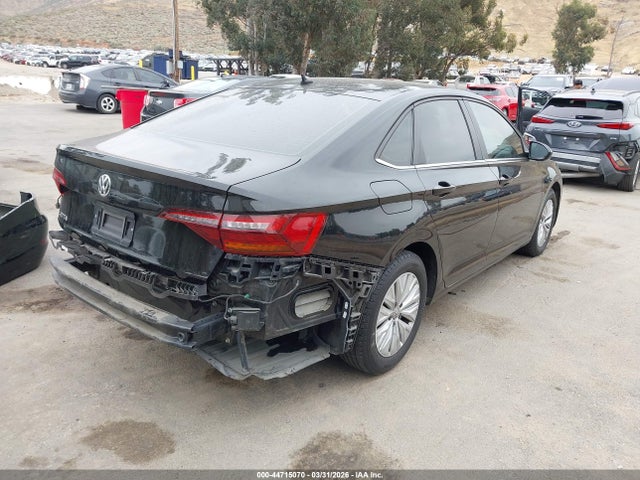 44715070 :رقم المزاد ، 3VWC57BU7KM112735 vin ، 2019 Volkswagen Jetta 1.4t R-line/1.4t S/1.4t Se مزاد بيع