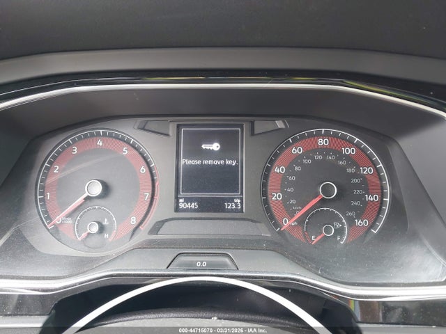 44715070 :رقم المزاد ، 3VWC57BU7KM112735 vin ، 2019 Volkswagen Jetta 1.4t R-line/1.4t S/1.4t Se مزاد بيع