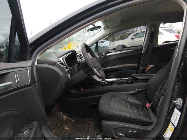 44715146 :رقم المزاد ، 3FA6P0H7XGR112702 vin ، 2016 Ford Fusion Se مزاد بيع