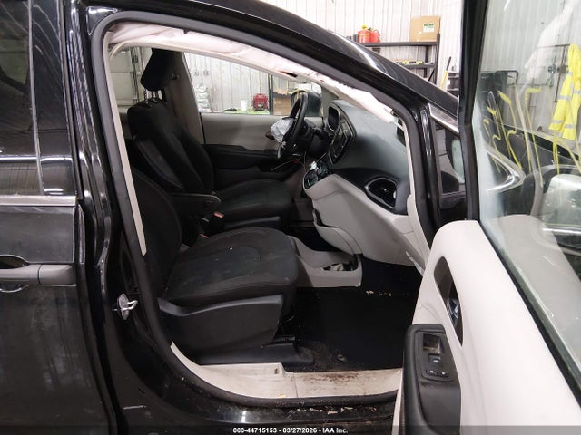 Aukcja sprzedaży 2021 Chrysler Voyager L, vin: 2C4RC1AG7MR575174, numer aukcji: 44715153