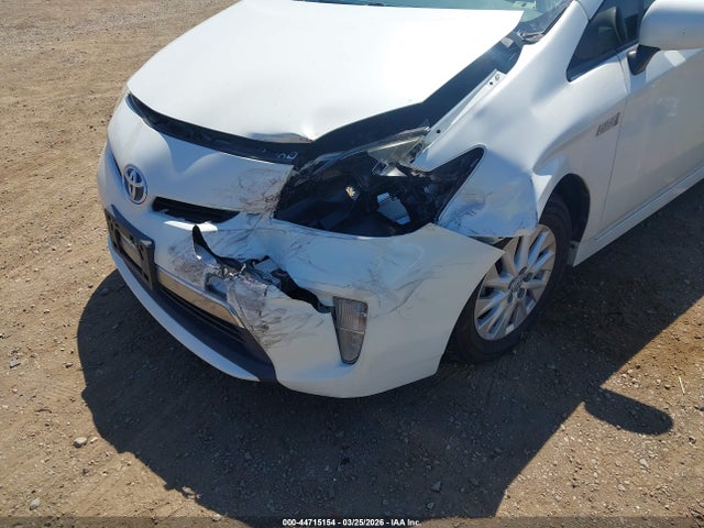 Toyota PRIUS PLUG-IN 2014 JTDKN3DP8E3063839 Image 6