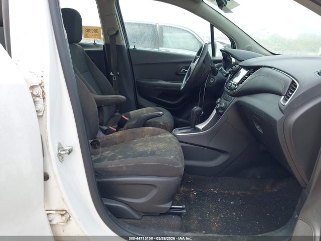 Auction sale of the 2017 Chevrolet Trax Ls, vin: KL7CJKSB2HB201111, lot number: 44715158