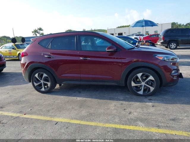 44715164 :رقم المزاد ، KM8J33A29GU138566 vin ، 2016 Hyundai Tucson Limited مزاد بيع