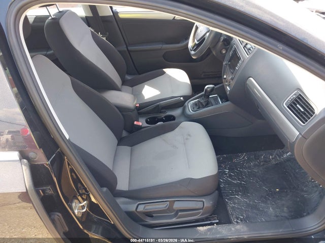 Продажа на аукционе авто 2017 Volkswagen Jetta 1.4t S, vin: 3VW2B7AJXHM309709, номер лота: 44715191