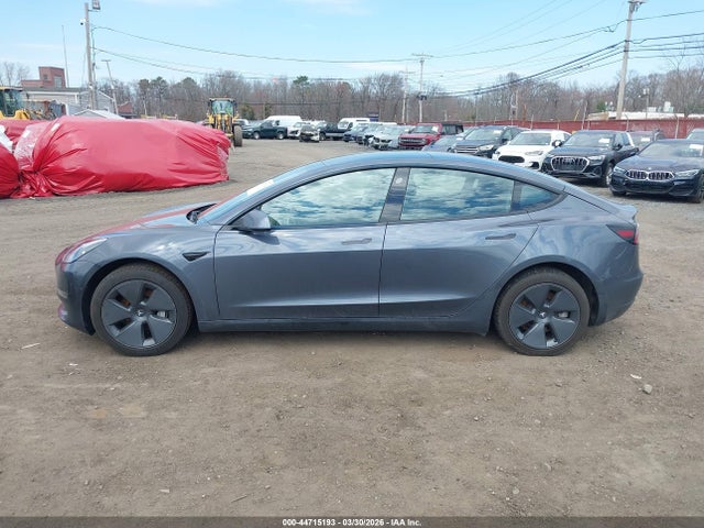 Продажа на аукционе авто 2022 Tesla Model 3 Rear-wheel Drive, vin: 5YJ3E1EAXNF111993, номер лота: 44715193