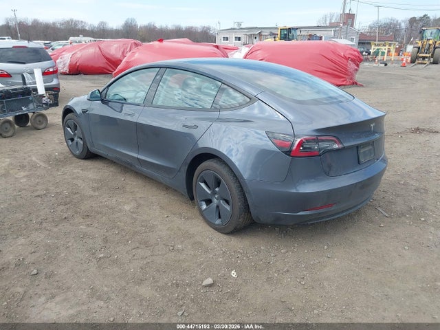 Продажа на аукционе авто 2022 Tesla Model 3 Rear-wheel Drive, vin: 5YJ3E1EAXNF111993, номер лота: 44715193