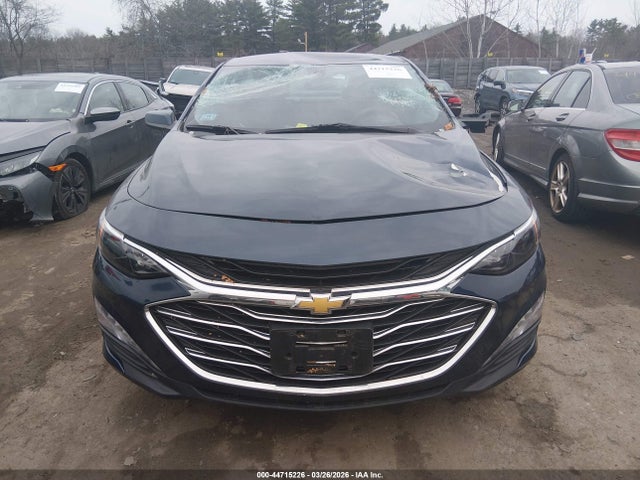 1G1ZD5ST2NF178490 Chevrolet Malibu Fwd Lt