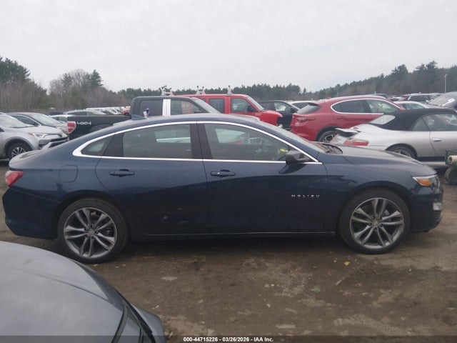 1G1ZD5ST2NF178490 Chevrolet Malibu Fwd Lt