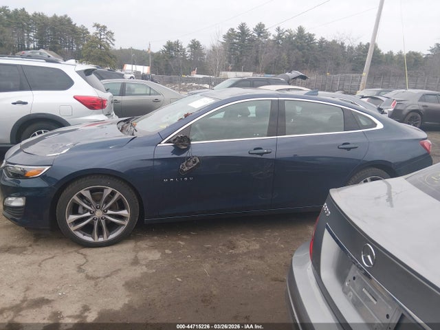 1G1ZD5ST2NF178490 Chevrolet Malibu Fwd Lt