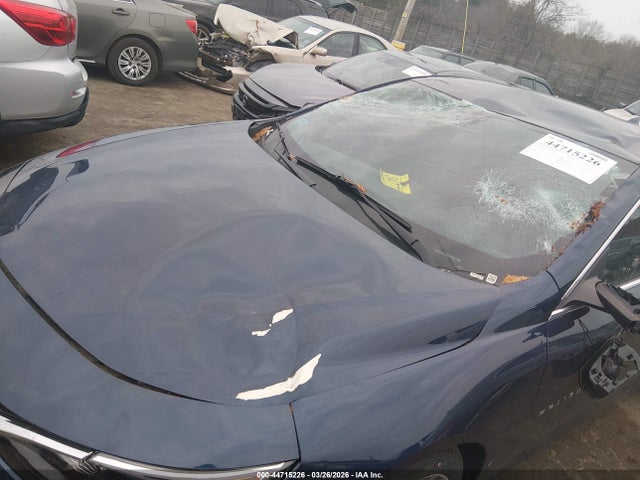 1G1ZD5ST2NF178490 Chevrolet Malibu Fwd Lt