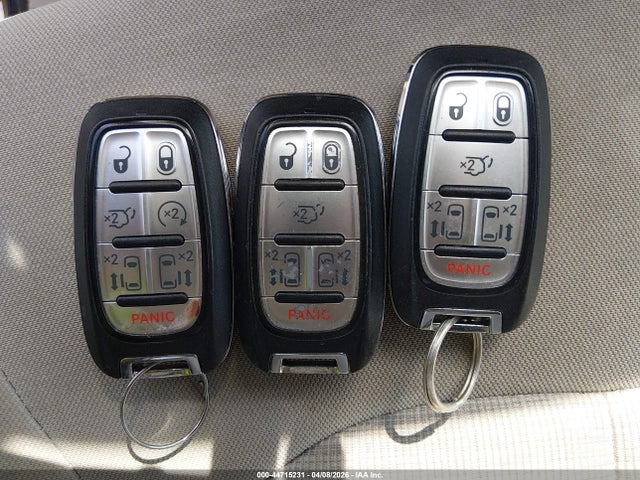 44715231 :رقم المزاد ، 2C4RC1H78JR194743 vin ، 2018 Chrysler Pacifica Hybrid Touring Plus مزاد بيع