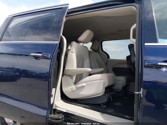 44715231 :رقم المزاد ، 2C4RC1H78JR194743 vin ، 2018 Chrysler Pacifica Hybrid Touring Plus مزاد بيع