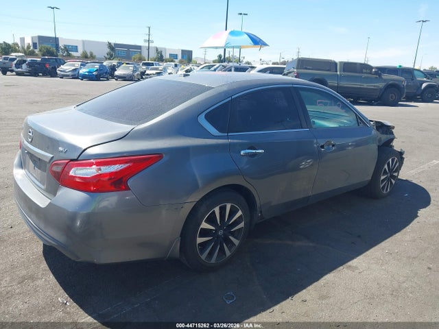 1N4AL3AP8JC245594 Nissan Altima 2.5 Sv