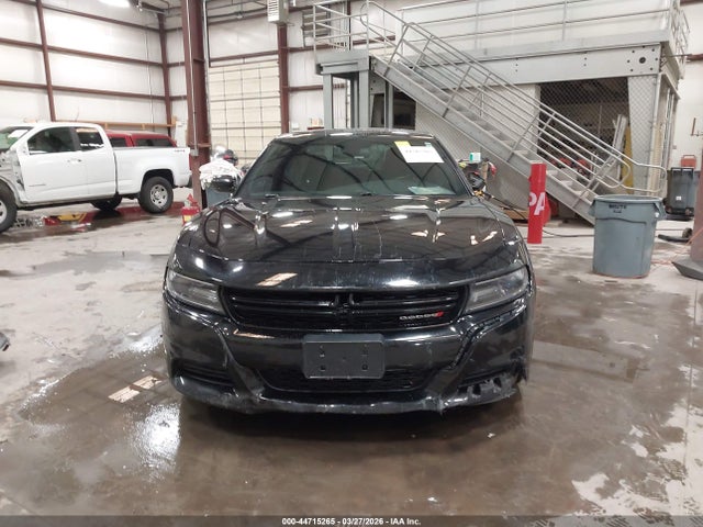 2C3CDXBGXJH129711 Dodge Charger Sxt Rwd