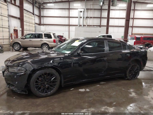 2C3CDXBGXJH129711 Dodge Charger Sxt Rwd