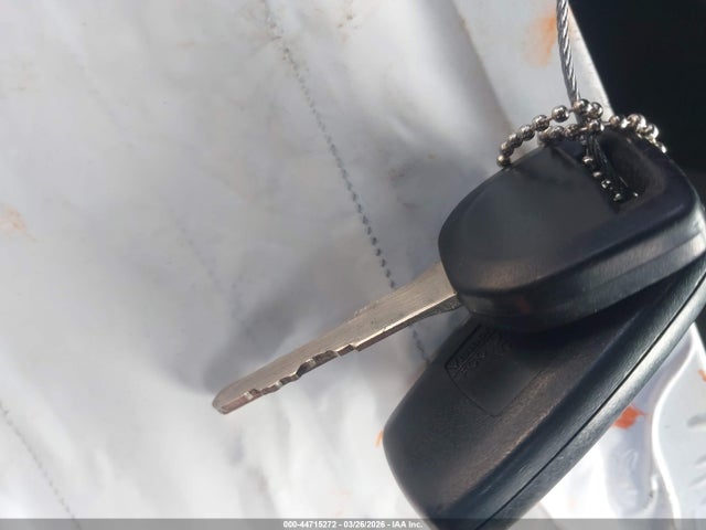 44715272 :رقم المزاد ، JM1BK143751298464 vin ، 2005 Mazda Mazda3 S مزاد بيع