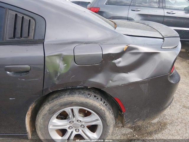2015 Dodge Charger Sxt მანქანა იყიდება აუქციონზე, vin: 2C3CDXHGXFH800552, აუქციონის ნომერი: 44715283