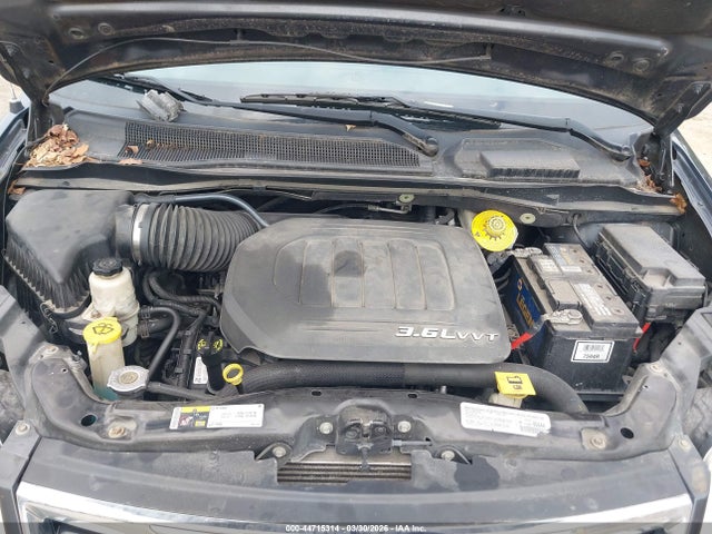44715314 :رقم المزاد ، 2C4RC1BG3ER243202 vin ، 2014 Chrysler Town & Country Touring مزاد بيع