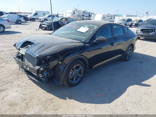 2025 KIA K4 3KPFT4DE3SE145137 Photo 1