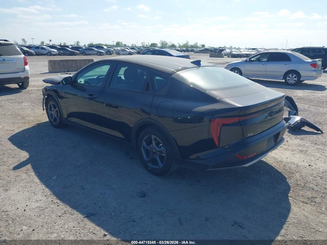 2025 KIA K4 3KPFT4DE3SE145137 Photo 2