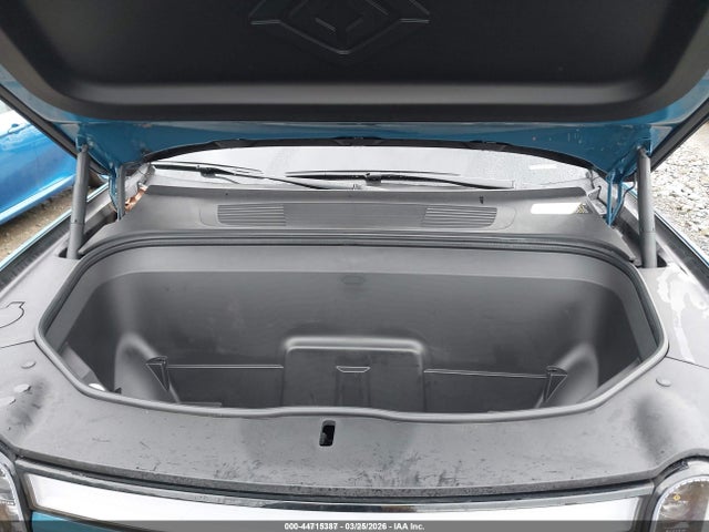 2023 RIVIAN R1S 7PDSGBBA6PN024296 Photo 9