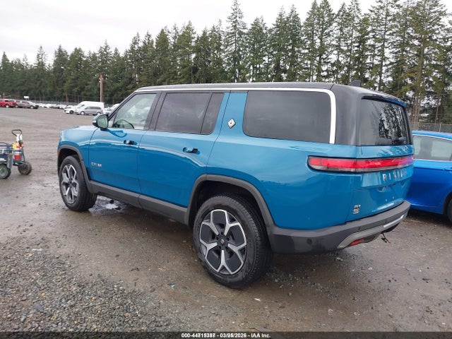 2023 RIVIAN R1S 7PDSGBBA6PN024296 Photo 2