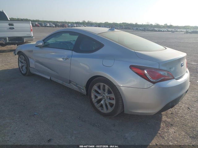 2015 Hyundai Genesis 3.8 Base მანქანა იყიდება აუქციონზე, vin: KMHHT6KJ5FU128878, აუქციონის ნომერი: 44715408