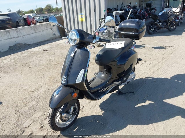 ZAPM818G7P5910810 Vespa Primavera/sprint 150