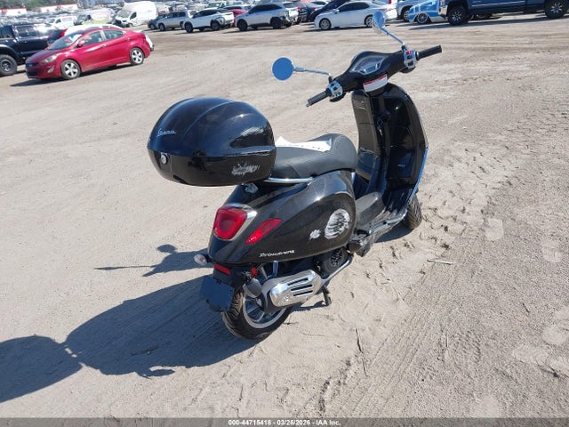 ZAPM818G7P5910810 Vespa Primavera/sprint 150