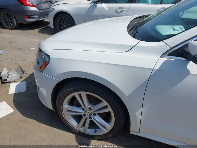 Продажа на аукционе авто 2014 Volkswagen Passat 1.8t Se, vin: 1VWBS7A3XEC027911, номер лота: 44715442