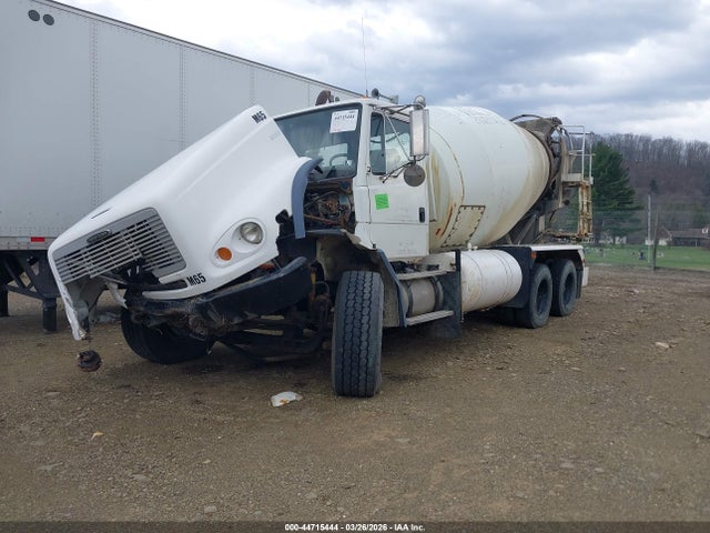 Продажа на аукционе авто 2004 Freightliner Medium Conventional Fl112, vin: 1FVHBGAN64HM17599, номер лота: 44715444