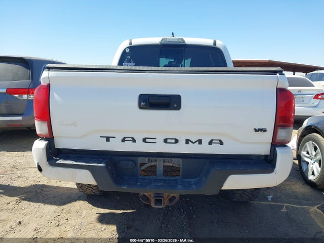 5TFCZ5AN4JX129667 Toyota Tacoma Trd Sport