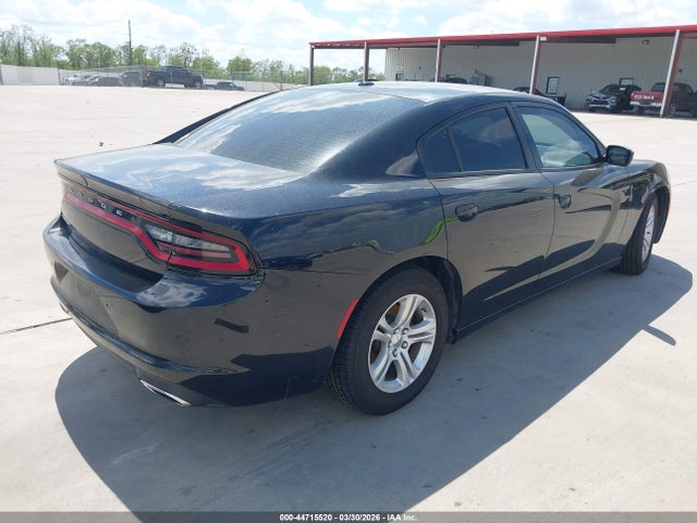 2C3CDXBG4NH145215 Dodge Charger Sxt Rwd