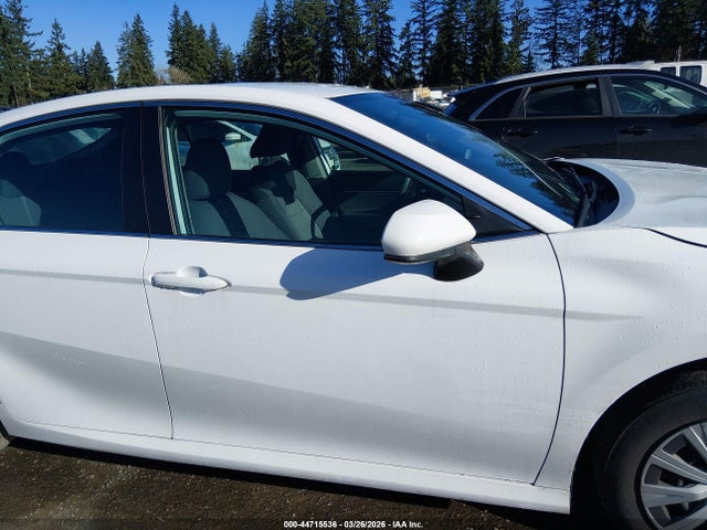 Toyota Camry Le Hybrid 2022 4T1C31AK9NU571377 Image 13