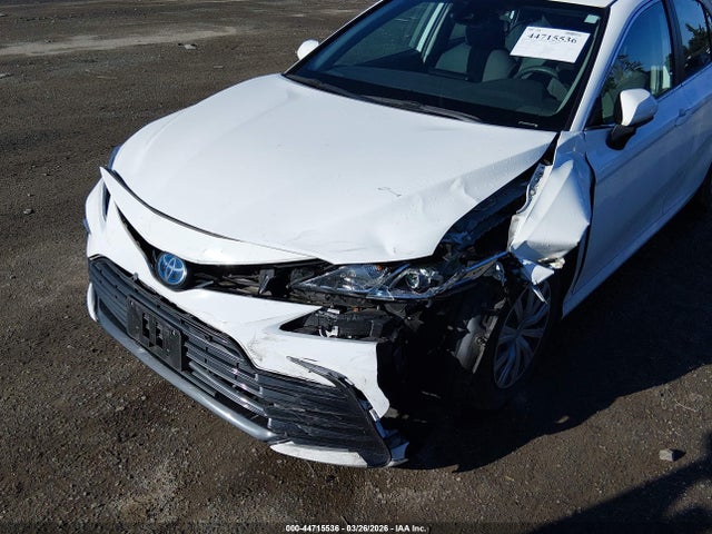 Toyota Camry Le Hybrid 2022 4T1C31AK9NU571377 Image 19