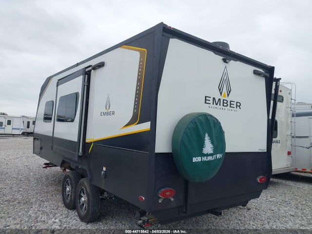 7RVTV2247NA000888 Ember Overland
