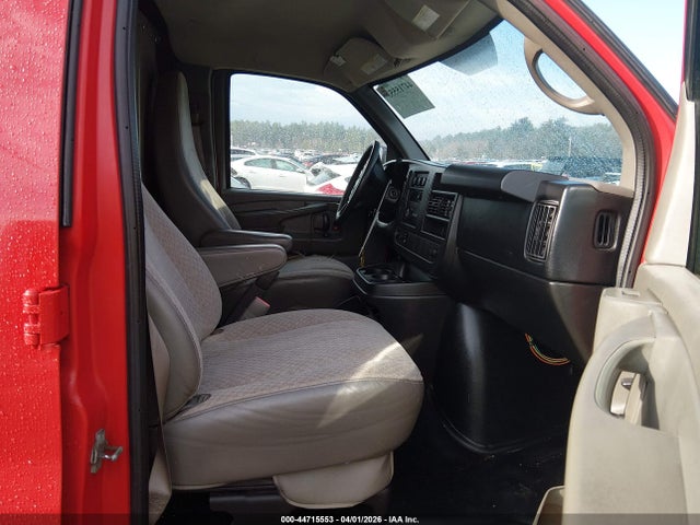 Chevrolet Express 2500 Work Van 2014 1GCWGGCA2E1176441 Image 5