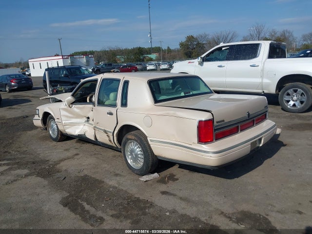 44715574 :رقم المزاد ، 1LNLM83W2VY748608 vin ، 1997 Lincoln Town Car Cartier مزاد بيع
