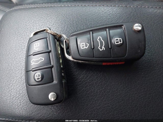 2018 AUDI A3 WAUGUGFFXJ1037671 Photo 10