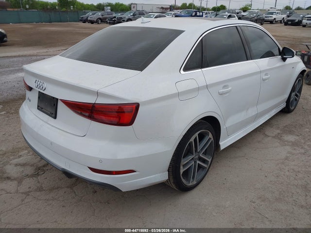 2018 AUDI A3 WAUGUGFFXJ1037671 Photo 3