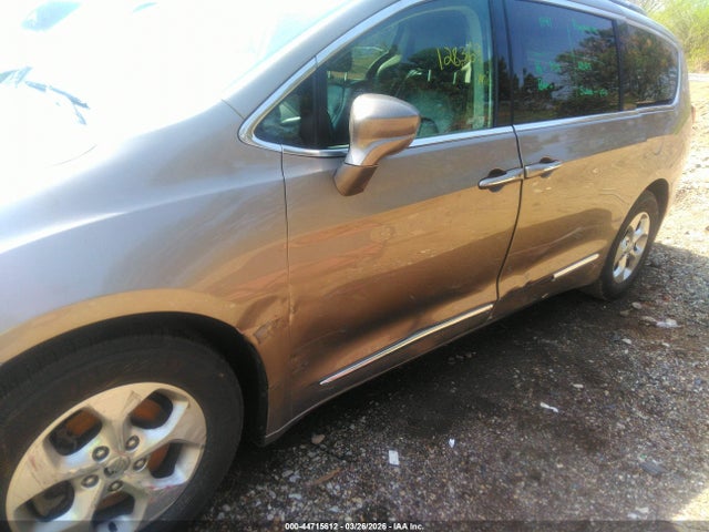 2017 CHRYSLER PACIFICA 2C4RC1EG0HR660194 Photo 5