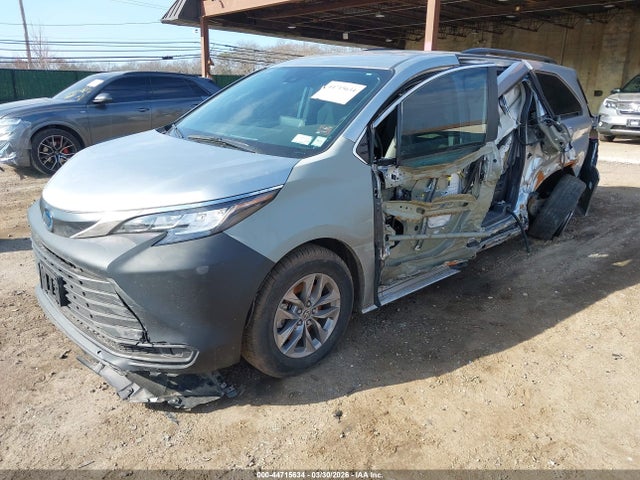 44715634 :رقم المزاد ، 5TDKRKEC9NS126861 vin ، 2022 Toyota Sienna Le مزاد بيع
