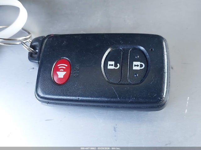 44715662 :رقم المزاد ، JTDKN3DU4D5610372 vin ، 2013 Toyota Prius Three Se مزاد بيع