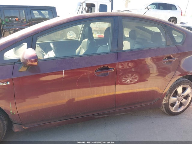 44715662 :رقم المزاد ، JTDKN3DU4D5610372 vin ، 2013 Toyota Prius Three Se مزاد بيع