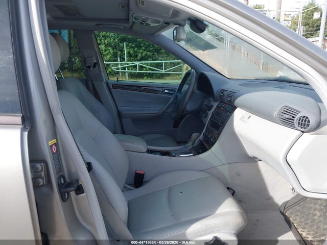 Продажа на аукционе авто 2003 Mercedes-benz C 240, vin: WDBRF61J73A423364, номер лота: 44715664