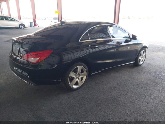 2018 MERCEDES-BENZ CLA 250 WDDSJ4EB6JN595518 Photo 3