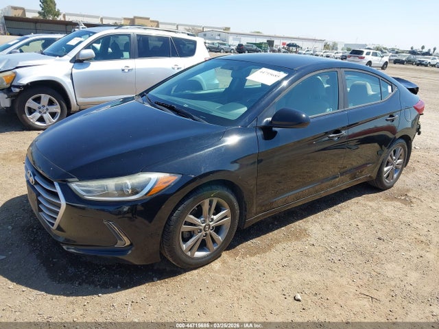 KMHD84LF7HU164492 Hyundai ELANTRA SE