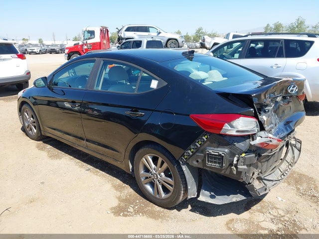 KMHD84LF7HU164492 Hyundai ELANTRA SE